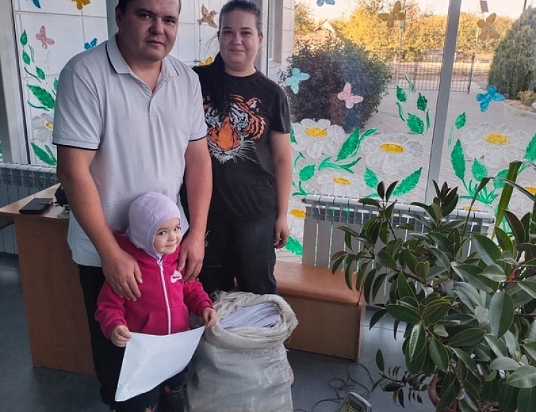  «Спасаем деревья с Эколятами»!