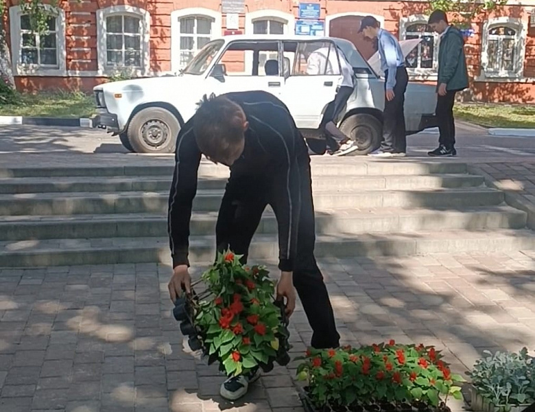 Работа волонтерского экологического отряда «Доброволец» ГБОУ «Корочанская школа - интернат»